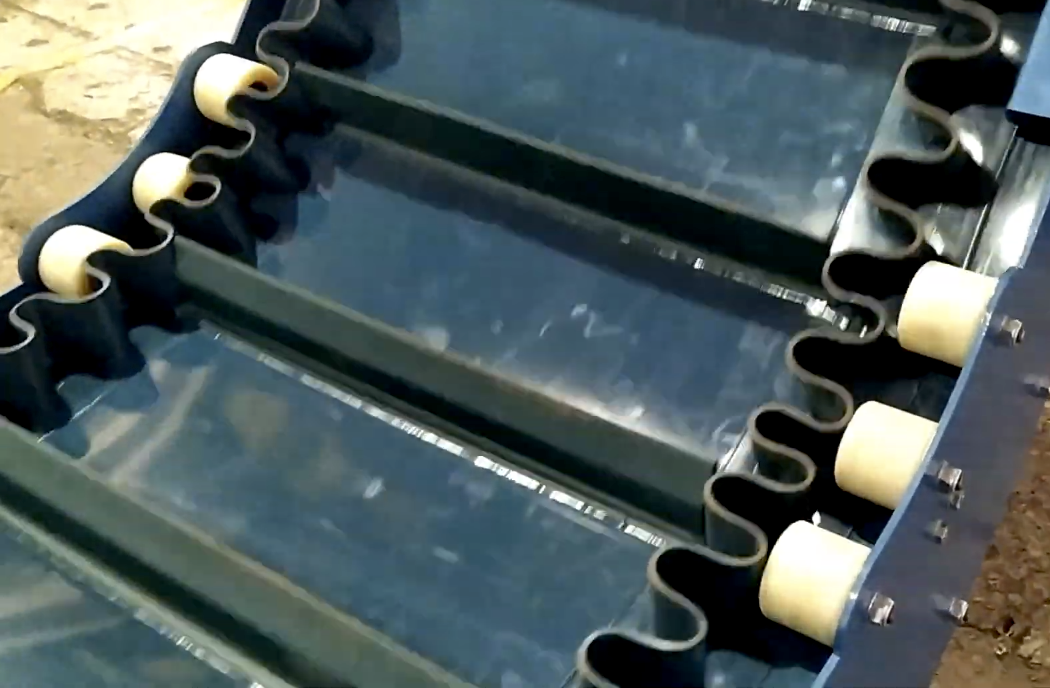 Belt-Scraper Conveyors