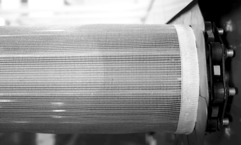 Teflon mesh on rods of conveyor dryer