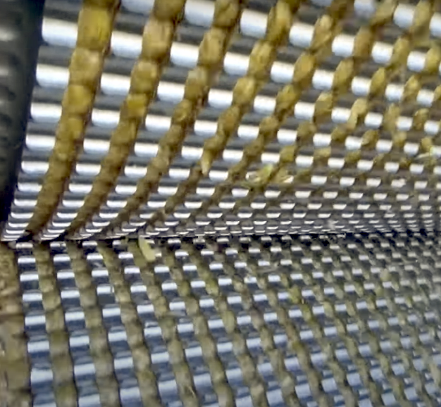 photo of a double-die straw pellet mill